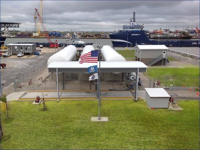 Harvey Gulf LNG fueling facility at Port Fourchon with Harvey America docked